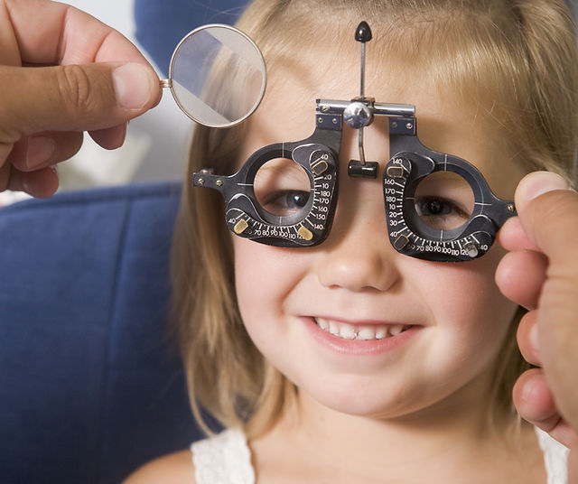 Bebeklik ve Çocukluk Çağı Retina Hastalıkları ve Tedavisi